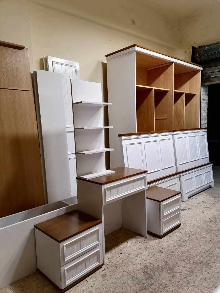 نجار حى الملك فهد فك تركيب غرف نوم أثاث